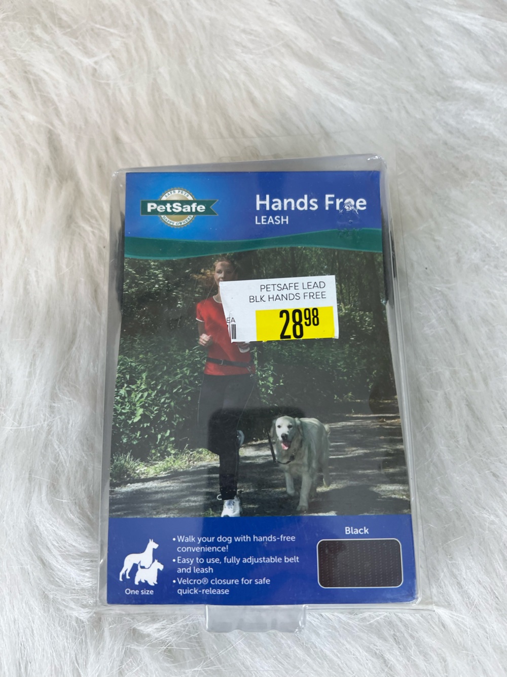 New in box PetSafe Hands Free Leash in Black